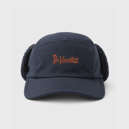 Casquette à Rabats d'Oreilles ON VACATION "Let's Take a Trip" Fleece Earflap Cap